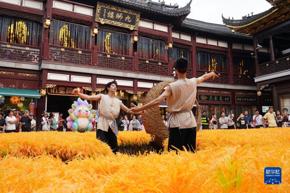 无敌炸金花手游